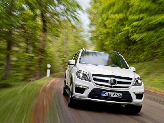 В Mercedes-Benz GL распределение крутящего момента зафиксировано в пропорции 40:60