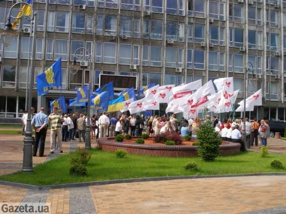 Опозиція зібралась під Вінницькою міськрадою