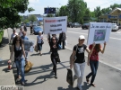15 защитников животных в Донецке устроили шествие