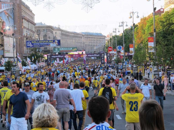 Киевская фан-зона постоянно полна гостей