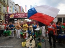 Чешские болельщики поддерживают праздник ритма