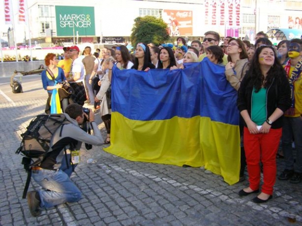 Українські дівчата залишили до себе небайдужим російського фотокореспондента.