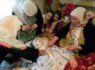 На весілля болгари традиційно прикрашаються трояндами
