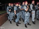 З обох боків Українського дому чергували 200 бійців “Беркуту”