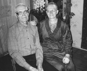 Федір Піддубняк із донькою Тамарою Новаковською у своїй квартирі в Миргороді восени 2005 року. Чоловіка поховали 10 червня. На похорон прийшли 200 людей