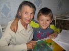 Бабуся з онуком