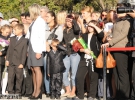 Школьники и родители ожидают президента