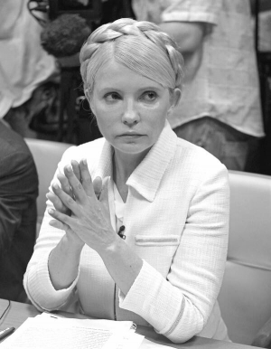 Екс-прем’єр Юлія Тимошенко під час судового засідання в столичному Печерському райсуді. 24 липня 2011 року