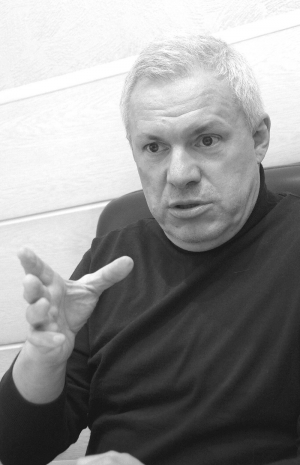 Екс-нардеп Валерій Асадчев: ”Ми сьогодні видобуваємо газ із родовищ не нижче п’яти кілометрів. А фахівці вважають, що великі поклади розташовані нижче цього рівня”