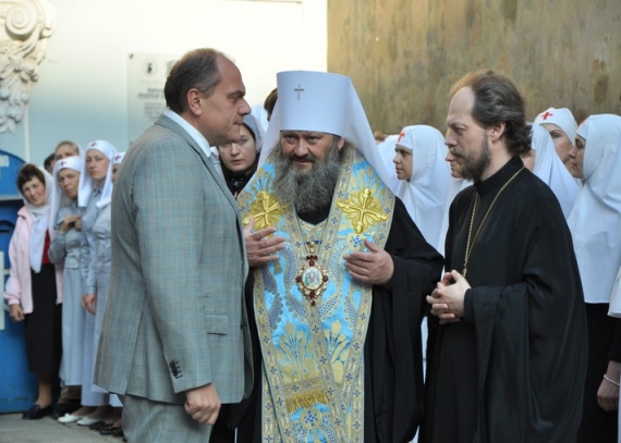 Скандально відомий митрополит Вишгородський і Чорнобильський Павло з не менш відомим міністром культури Михайлом Кулиняком