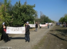 Просветительский марш экологов по селу Новополтавка, которое расположено в 2 км. от строящегося комплекса, и в ста метрах от поливаемых свиной мочой полей.