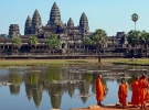 Камбоджийский храмовый Ангкор-Ват — крупнейшее из когда-либо созданных культовых сооружений, история которого насчитывает почти 9 столетий