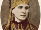Портрет жены Шлимана Софии в &quot;Уборе Елены&quot; из &quot;Клада Приама&quot;. Раскрашенная фотография 1874 года