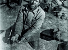 Найкращий бригадир колгоспу імені 1 Травня Фенічев, райцентр Синельникове на Дніпропетровщині, 1932 рік