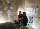 Головний спеціаліст проекту зі збереження гробниці з Інституту Консервації в Гетті Невілл Агню напередодні оцінив стан гробниці Тутанхамона