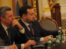 Первый вице-премьер Сергей Арбузов и вице-премьер Юрий Бойко
