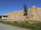 Бухара, крепость Арк (дворец эмира). Сейчас 70 % монумента – это руины, кроме нескольких королевских построек, функционирующих в настоящее время в качестве музеев