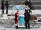 Дід Мороз і Снігуронька на Майдані