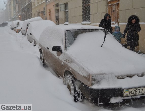 У Львові випав сніг