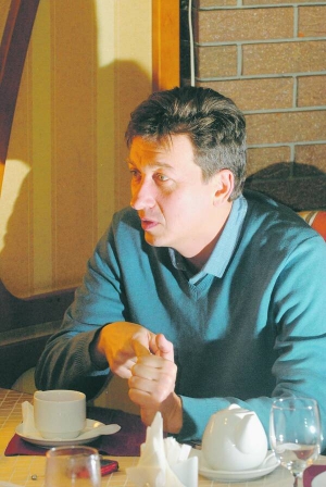 Народний депутат Олександр Доній: ”Після перемоги Януковича мені пропонували мільйон доларів та 20 тисяч щомісячного утримання за ”правильні” голосування”