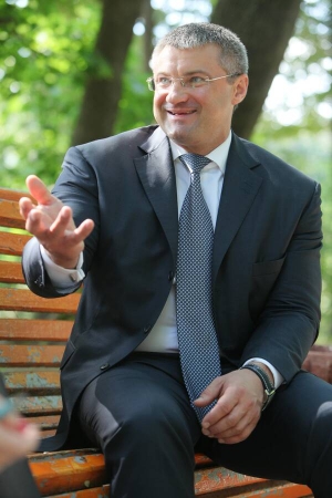 Народний депутат Сергій Міщенко: ”Теперішня опозиція недостатньо опозиційна, але все ж краща, ніж чинна влада. Від них хоч не буде репресій”