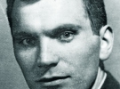 Перший чоловік Теофілії Бзової Петро Федорів (1910 – 1950), псевдо ”Дальнич”, працював у референтурі Служби безпеки ОУН. З осені 1945-го водночас був заступником Ярослава Старуха, псевдо ”Стяг”, – провідника ОУН Закерзонського краю – українських земель, відданих Польщі. 16 вересня 1947 року поранений у бою з Військом польським і потрапив у полон. Військовий суд у Варшаві виніс вирок – смертна кара. Місце поховання Петра Федоріва не відоме