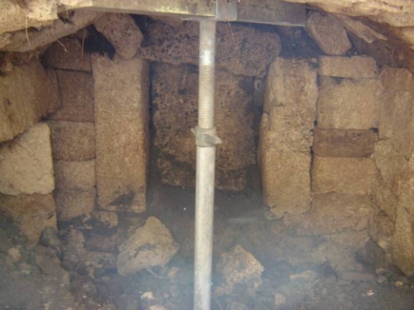 Каменная гробница римского времени обнаруженная в Фокиде