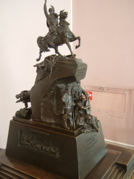 Первый проект памятника Хмельницкому в Киеве