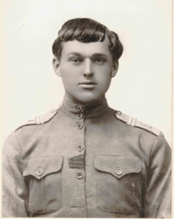Драгун Каргопольского полка К. Рокоссовский. 1916 год