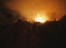 Всего пламя уже уничтожило более 30 тысяч гектаров леса и нанесло ущерб на более 62 млн евро