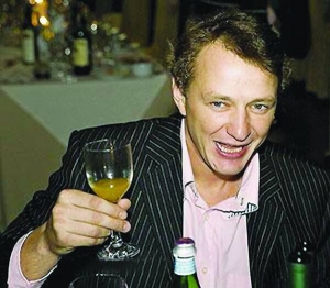 Російський актор Марат Башаров напивається на усіх вечірках. Торік його затримали п’яним за кермом