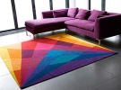 Райдужний килим - дивовижний спосіб прикрасити кімнату без фарб.