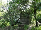 7 місце. Дім в селі під Горлівкою за 7 000 гривень.
Невелика хатинка знаходиться в саду площею 15 соток.
