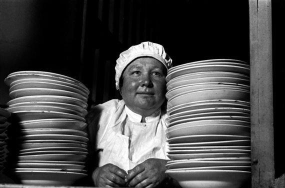 Кухарка, 1930 рік
