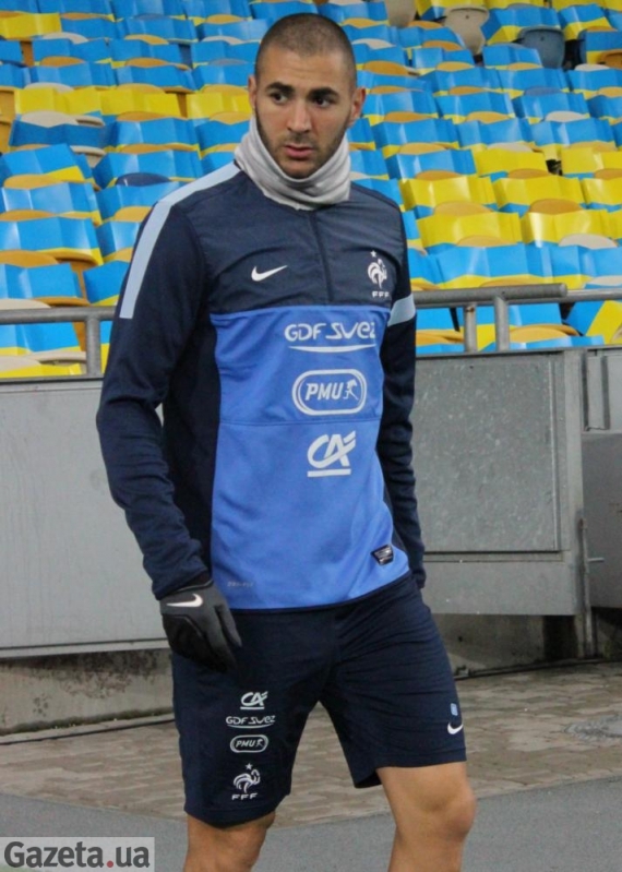 Нападающий сборной Франции Карим Бензема