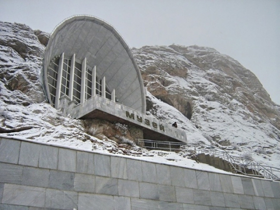 Историко-этнографический музей на горе Сулайман-Тоо, Ош, Киргизия