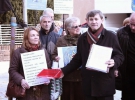 Пикетирование российского посольства в Мадриде