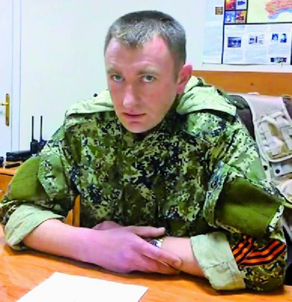 Сергій Здрилюк є правою рукою одного з ватажків сепаратистів у Слов’янську на Донеччині. Він родом із Вінниччини, понад 20 років жив у Криму