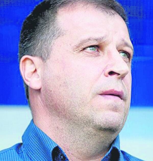 Юрій Вернидуб: ”У Луганську маю чинний контракт. Тут дали шанс стати головним тренером. Я не можу бути невдячним”