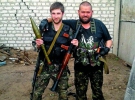 Євген Строкань (ліворуч) із напарником з батальйону ”Айдар” після боїв під містом Металіст неподалік Луганська, 18 червня. У руках тримає реактивний протитанковий гранатомет
