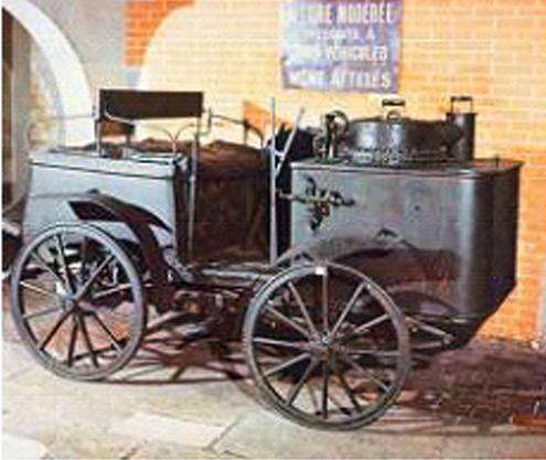 Паровий автомобіль "Де Діон Бутон" - переможець перших у світі автомобільних гонок Париж - Руан 1894 року