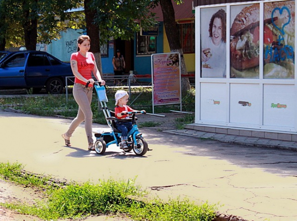 На улицах появились дети