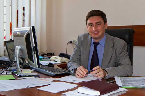 Перший заступник Голови Державної архівної служби України ВОРОНІН Віктор Миколайович
