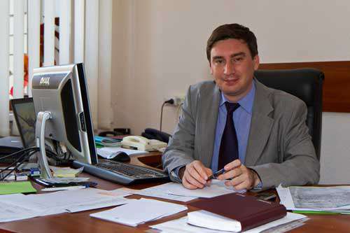 Первый заместитель Председателя Государственной архивной службы Украины ВОРОНИН Виктор Николаевич