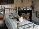  Кровать Юбера Рошеро в семейном особняке в Белябри