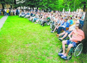 Понад три тисячі українських солдатів отримали поранення в зоні АТО від початку бойових дій