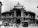 Одеський оперний театр, 1919-й.  Від 1915-го до 1920 року населення міста зменшилося з 500 до 320 тисяч осіб
