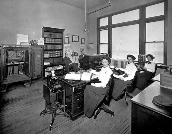 Офис компании по организации грузоперевозок, 1911 год.