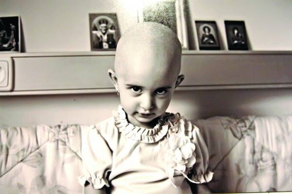 Знімок цієї онкохворої дівчинки Руся Асеєва зробила торік у столичному Інституті раку