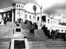 Сенной рынок. Вид со стороны улицы В. Чкалова (О. Гончара). Фото конца 1950-х гг